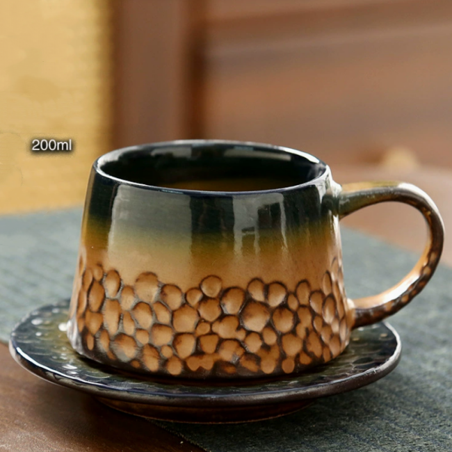Dot retro cup and saucer-black