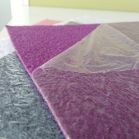 Tapis moderne pour événements et expositions, enduit de film, protégé, aiguilleté, non-tissé, antidérapant, résistant aux taches, adapté aux animaux domestiques
