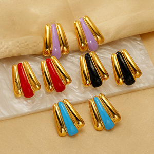 Nouvelles boucles d'oreilles en acier inoxydable goutte d'huile Boucles d'oreilles élégantes en acier au titane plaqué or 18 carats pour femmes - Product Image 3