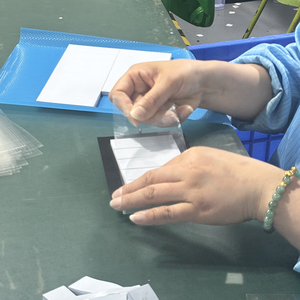 Chất lượng cao 1.0-10W/MK dẫn nhiệt Silicone Pad mềm khoảng cách nhiệt phụ cách nhiệt dẫn điện cho thiết bị điện tử - Product Image 4