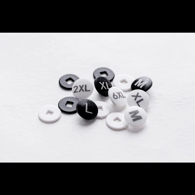 סיטונאי חרוזים אקריליק יחיד אלפבית אות חרוזים 4 מ""מ DIY גודל בגדי אבזמי פלסטיק לייצור תכשיטים צמיד