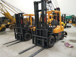 Chariot élévateur TCM 3 étages, chariot élévateur FD 30, 3 étages - Product Image 3