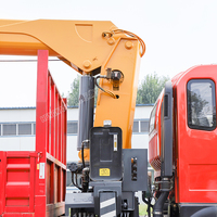 Grue montée sur camion Dongfeng de 6,3 tonnes, grue hydraulique à bras droit, caisse de chargement 360° °   Système de rotation pour la construction municipale et l'exploitation minière CE