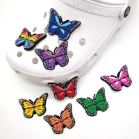 Bestseller Niedlicher Gummi Tiers chuh Charme Benutzer definierte Clog Schnürsenkel Dekor Zubehör Katze Cartoon Bulk Schmetterling Schuh Dekorationen