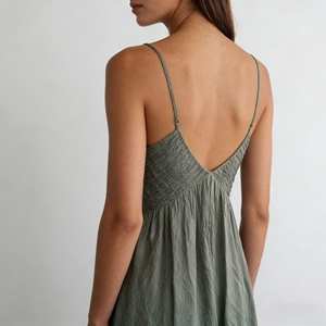 Robe longue vert sauge personnalisée pour femme, col en V, bretelles spaghetti, corsage froncé, ourlet à volants, imprimé numérique, élégante, tenue décontractée d'été - Product Image 3
