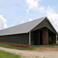 Casa Prefabricada Moderna para Ganado con Estructura de Acero Galvanizado en Caliente, Tamaño Personalizado para Granjas Ganaderas, Sin Columnas, Resistente al Viento/Nieve