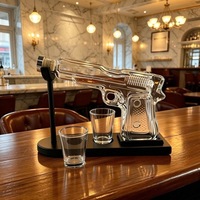 Ensemble de carafe à whisky en verre en forme de pistolet 1911 avec support noir, 2 verres à shot, cadeau de luxe pour hommes, bar