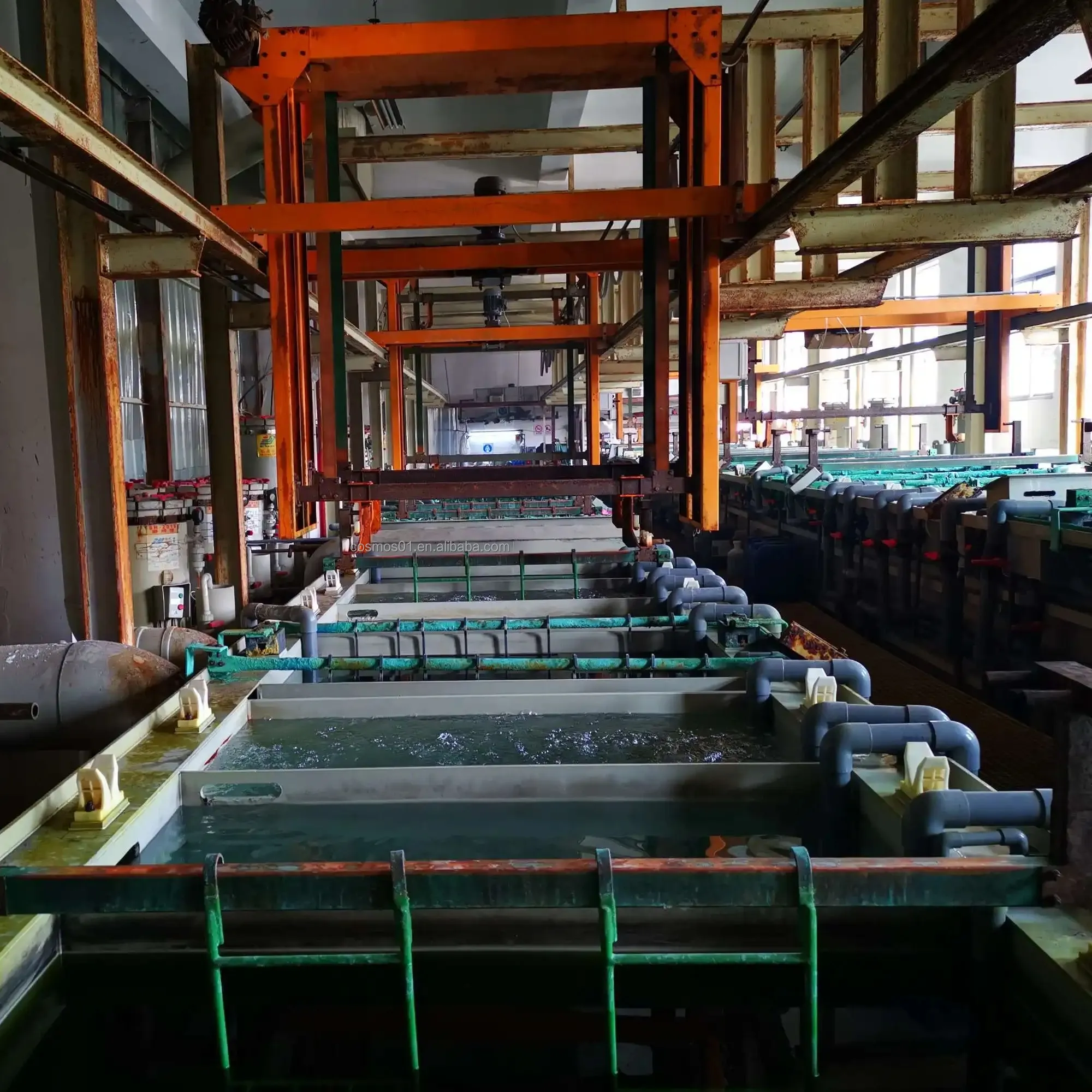 Полипропиленовый ПВХ гальванический бак гальванической машины с изоляцией антикоррозийный индивидуальный промышленный ключ