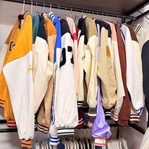 Fardos <span class=keywords><strong>de</strong></span> ropa <span class=keywords><strong>de</strong></span> segunda mano usados, abrigo <span class=keywords><strong>de</strong></span> moda, fardos usados <span class=keywords><strong>de</strong></span> chaquetas <span class=keywords><strong>de</strong></span> invierno, fardos <span class=keywords><strong>de</strong></span> ropa - Product Image 2