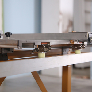Machine à découper le bois haute performance avec un nouveau design spécial, scie circulaire pour le travail du bois, outils SN, table coulissante à double lame, pliable - Product Image 2