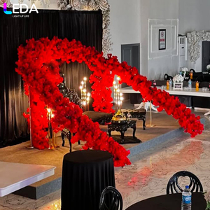 Arco Floral Metálico Rojo Grande de Lujo para Bodas y Fiestas, Fondo de Hierro para Eventos LEDA - Product Image 3