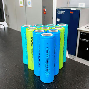 定制18650 21700 <span class=keywords><strong>3</strong></span>.7v 7.4v 11.1v 14.8v 18.5v 22.2v 3500毫安时5000毫安时6000毫安时8000毫安时可充电锂离子电池组 - Product Image 4