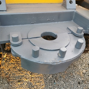 Foreuse de puits <span class=keywords><strong>d</strong></span>'<span class=keywords><strong>eau</strong></span> <span class=keywords><strong>d</strong></span>'occasion Foreuse de forage 300m de profondeur KY300 Yuchai Diesel Engine 6m Tower Made in China - Product Image 4