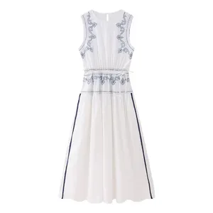 QZ566 New 2023 Women's Ethnic Stylish White Color Floral Embroidery Dress Women Dresses Boutique Wholesale 6