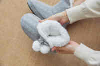 Chaud épais solide tricoté tresse thermique maison pantoufles chaussures avec anti-dérapant polaire Sherpa chaussettes hiver fourrure boules-Logo sur le corps