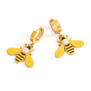 ต่างหูมุกทรงหยดน้ำ ดีไซน์รูปแมลง ชุบทอง 18K สำหรับใส่ทุกวัน - Product Image 5