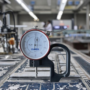 Équipement de test d'épaisseur numérique précis avec écran LCD Métal Plastique Céramique Mesure la puissance de la batterie pour les mesures - Product Image 2