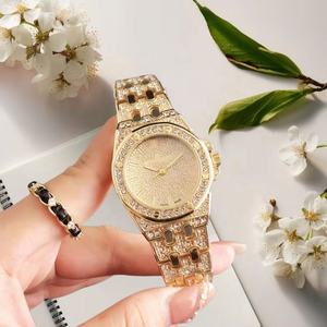 Montre de luxe pour femme en acier inoxydable bicolore, entièrement sertie de diamants, avec bracelet en cristal, montre-bracelet tendance, bijoux - Product Image 2