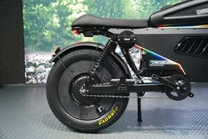 จักรยานไฟฟ้าระยะไกลสีดำรุ่น Black Warrior ราคาประหยัดจากจีน พร้อมไฟสปอร์ตไลท์ LED แรงสูง สำหรับปั่นในเมือง - Product Image 2