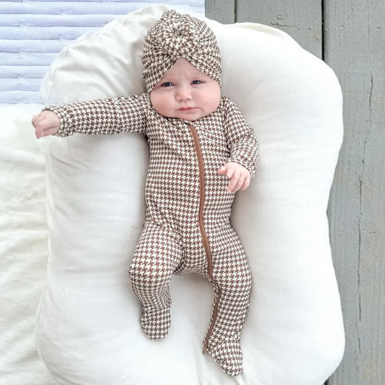 Natural fabric 95% Organic Bamboo 5% Spandex cute print Zipper sleeper 0-24 months Babies all season one piece Baby Rompers