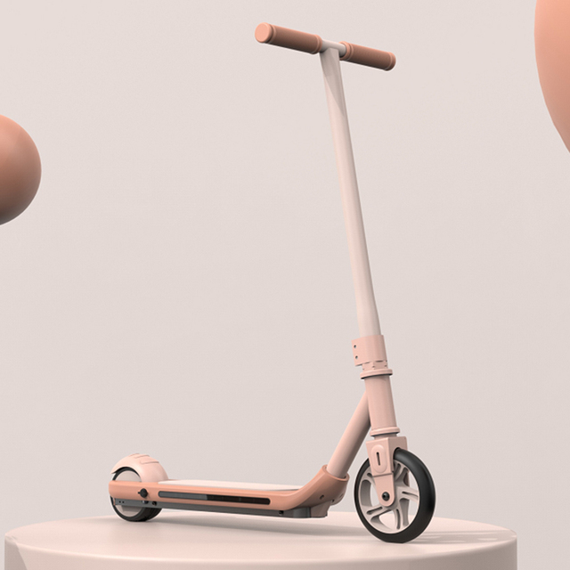 China Wholesale Child Electric Scooter 5.5in PU Wheel Intelligent Kids 12km/h Electric Bikes and Scooters with Light