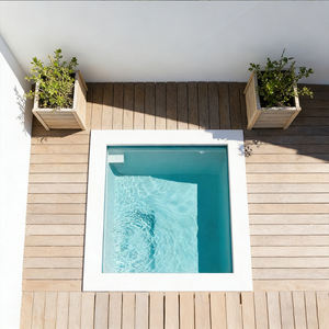 สระว่ายน้ำไฟเบอร์กลาสจากโรงงานพร้อมระบบนวดตัวในตัว, ไฟ LED สำหรับโรงแรมกลางแจ้งและสวนหลังบ้านสำหรับครอบครัว - Product Image 3