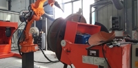 Nouvelle station de soudage robotisée semi-automatique MAG/MIG industrielle chinoise / Bras robotique manipulateur avec construction en acier inoxydable