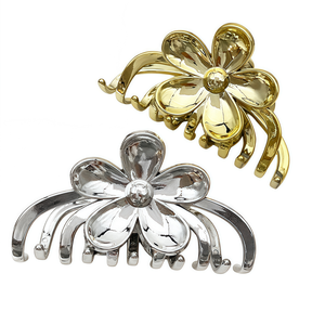 <span class=keywords><strong>Barrette</strong></span> à <span class=keywords><strong>cheveux</strong></span> crabe en métal doré au design personnalisé Accessoire de <span class=keywords><strong>cheveux</strong></span> <span class=keywords><strong>tendance</strong></span> pour les grandes fleurs pour les fêtes, style acrylique pour femmes et filles - Product Image 1