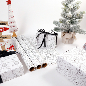 Vente en gros Rouleau d'emballage cadeau en papier couché imprimé jetable personnalisable créatif pour enfants - Product Image 3