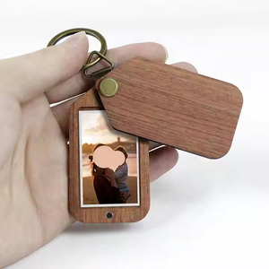 Customizable Logo Photo Frame Keyring Popular Wood Craft for Valentine's Day for Mother's Day Wooden Keychain Boxes Wall Signs