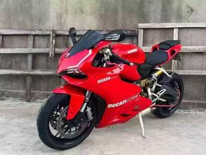 Motocicleta <span class=keywords><strong>Ducati</strong></span> 899 de Gasolina, <span class=keywords><strong>1000cc</strong></span>, Inyección Electrónica de Combustible, Refrigeración por Agua, Cuatro Cilindros, Velocidad Máxima de 300 km/h, Superventas - Product Image 5