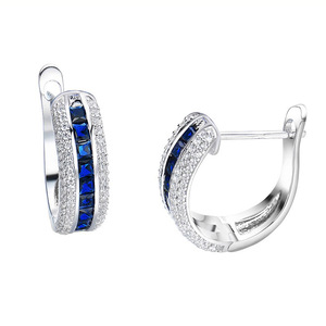 Orecchini a Cerchio con Accenti Blu per Donne, Accessori Classici per Uso Quotidiano - Product Image 3