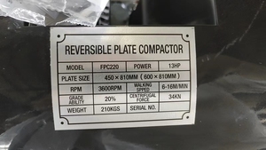Compactador de placa vibratoria diésel de alta eficiencia 34KN HZR220 Compactador de placa vibratoria bidireccional Componente de núcleo de motor duradero - Product Image 6