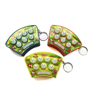 Effets sonores et lumineux personnalisés Hamster Whack a Mole & Mash a Monster Fidget Game Porte-clés pour événements et fêtes - Product Image 3