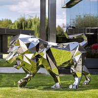 Statue d'animal de jardin extérieur poli de haute qualité Sculpture de lion assis en acier inoxydable argenté à vendre