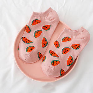 <span class=keywords><strong>Calcetines</strong></span> cortos bonitos personalizados <span class=keywords><strong>calcetines</strong></span> tobilleros invisibles de mujer de frutas de dibujos animados - Product Image 6