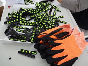 Guanti da lavoro Anti-vibrazione a prova di impatto TPR guanti da lavoro fluorescenza giallo <span class=keywords><strong>Nylon</strong></span> Nitrile sabbioso guanti di sicurezza per palme - Product Image 4