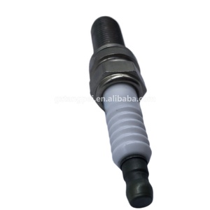 Piezas Automotrices de Alta Calidad: Bujía de Iridio para Chevrolet OEM <span class=keywords><strong>IXUH22</strong></span> - Product Image 2