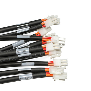 Câble d'alimentation CC personnalisé à 2 broches, assemblage 105 ° Faisceau de câbles haute température C 300V avec fils rouges/noirs et connecteurs blancs pour batteries - Product Image 3