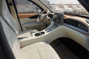 Autos Eléctricos de Nueva Energía con Asientos de Cuero Automáticos, Precio de Fábrica, con Autonomía de Menos de 100 km y Motor de 50kW, de China - Product Image 4