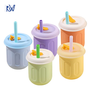 Vaso de Entrenamiento con Pajita de Silicona para Bebés, Material de Grado Alimenticio, Antiderrames y Resistente a Caídas, Vaso Portátil para Beber Agua - Product Image 1