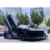 Kit carrosserie BUGE style PRO en fibre de carbone sèche : lèvre avant, diffuseur arrière, jupes latérales, ailerons arrière compatibles avec McLaren GT