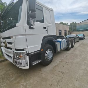 Camión Volquete Sinotruck Howo Usado en Buenas Condiciones, 10 Ruedas, 371hp, 40 Toneladas, 6x4, Camiones Volquete Howo Usados en Venta - Product Image 2