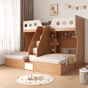 Letto a Castello Moderno a 3 Posti in Legno con Design Triplo e Spazio di Archiviazione per 3 Bambini e Camera da Letto - Product Image 2