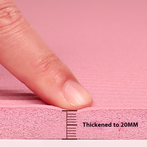 เสื่อโยคะพิลาทิส OEM LS062 ทำจากโฟม NBR สำหรับผู้หญิงมือใหม่ เป็นมิตรกับสิ่งแวดล้อม หนา 6 มม. กว้าง 183 ซม.  รับสกรีนโลโก้ ใช้ในบ้านได้ - Product Image 3