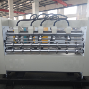 Hoja <span class=keywords><strong>de</strong></span> flauta corrugada <span class=keywords><strong>de</strong></span> alimentación automática, cortadora eléctrica, hoja delgada <span class=keywords><strong>con</strong></span> máquina apiladora - Product Image 5