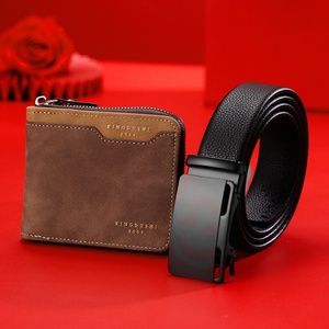 Set Regalo <span class=keywords><strong>Cintura</strong></span> e <span class=keywords><strong>Portafoglio</strong></span> da <span class=keywords><strong>Uomo</strong></span> in Vera Pelle di Alta Qualità, <span class=keywords><strong>Cintura</strong></span> in Pelle Bovina con Fibbia Automatica, Portatile, in Confezione Regalo - Product Image 2