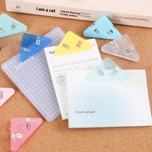 Đa Chức Năng Chống-Curling Nhựa Tam Giác Góc Clip Văn Phòng Tài Liệu & Tài Khoản Hóa Đơn Văn Phòng Phẩm Dữ Liệu Chủ Túi Clip - Product Image 3