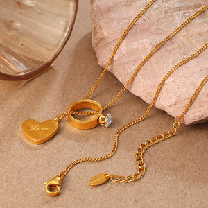 Collana Trendy con Ciondolo a Cuore e Anello Stratificato in Acciaio Inossidabile 316L Placcato Oro 18K, Gioiello Impermeabile da Donna - Product Image 1