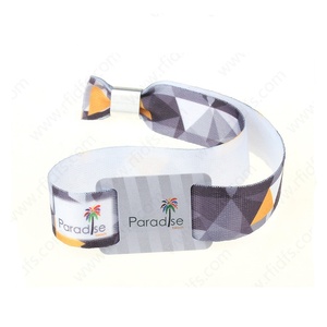 Large user memoir card MIFARE Classic 4 K bracelet fabric for parties - Product Image 4